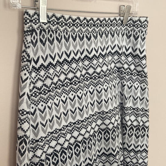 𝅺american Eagle I Aztec Print Skirt - Picture 3 of 4